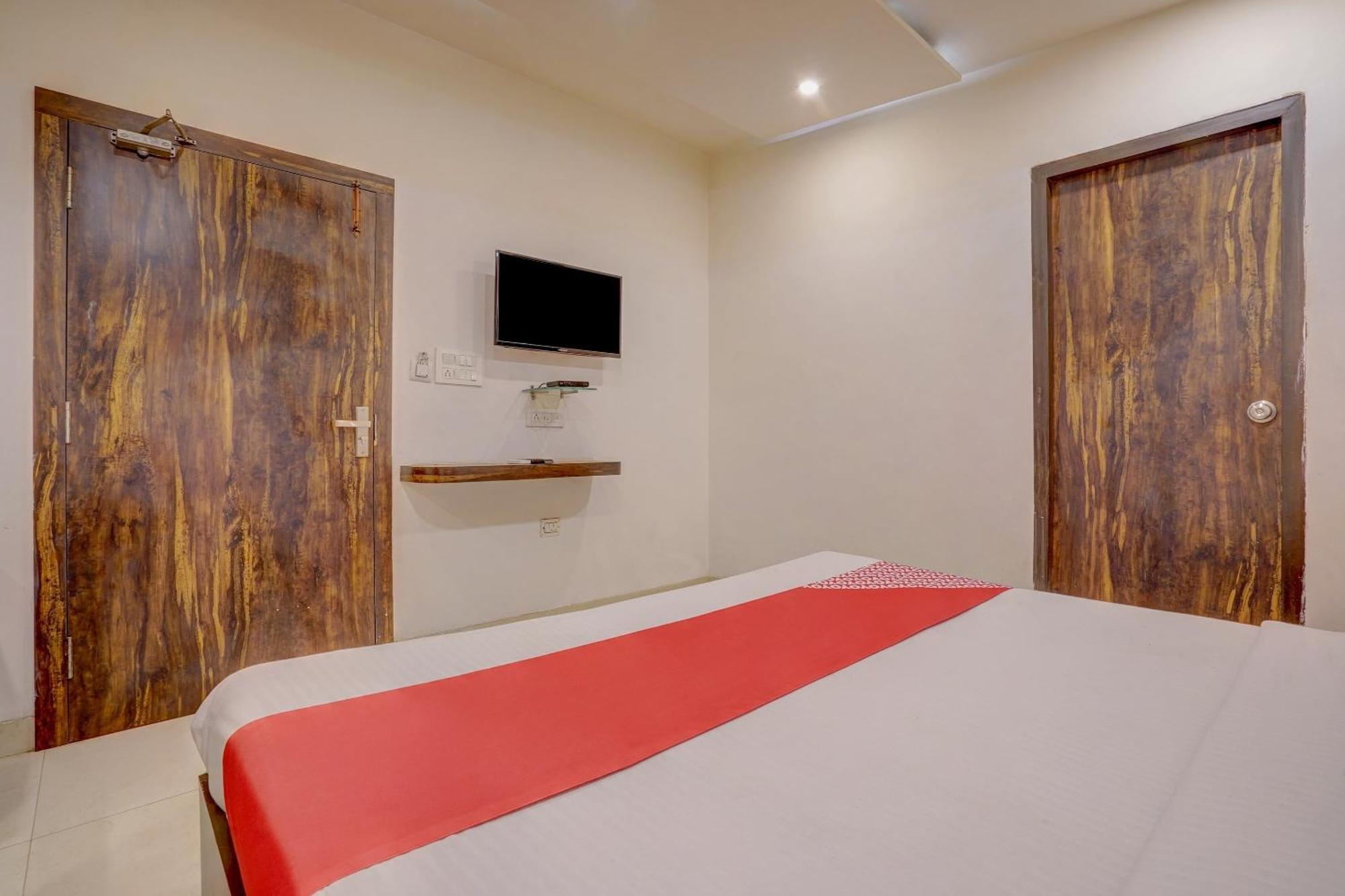 Super Hotel O Traveller Inn Lucknow Buitenkant foto