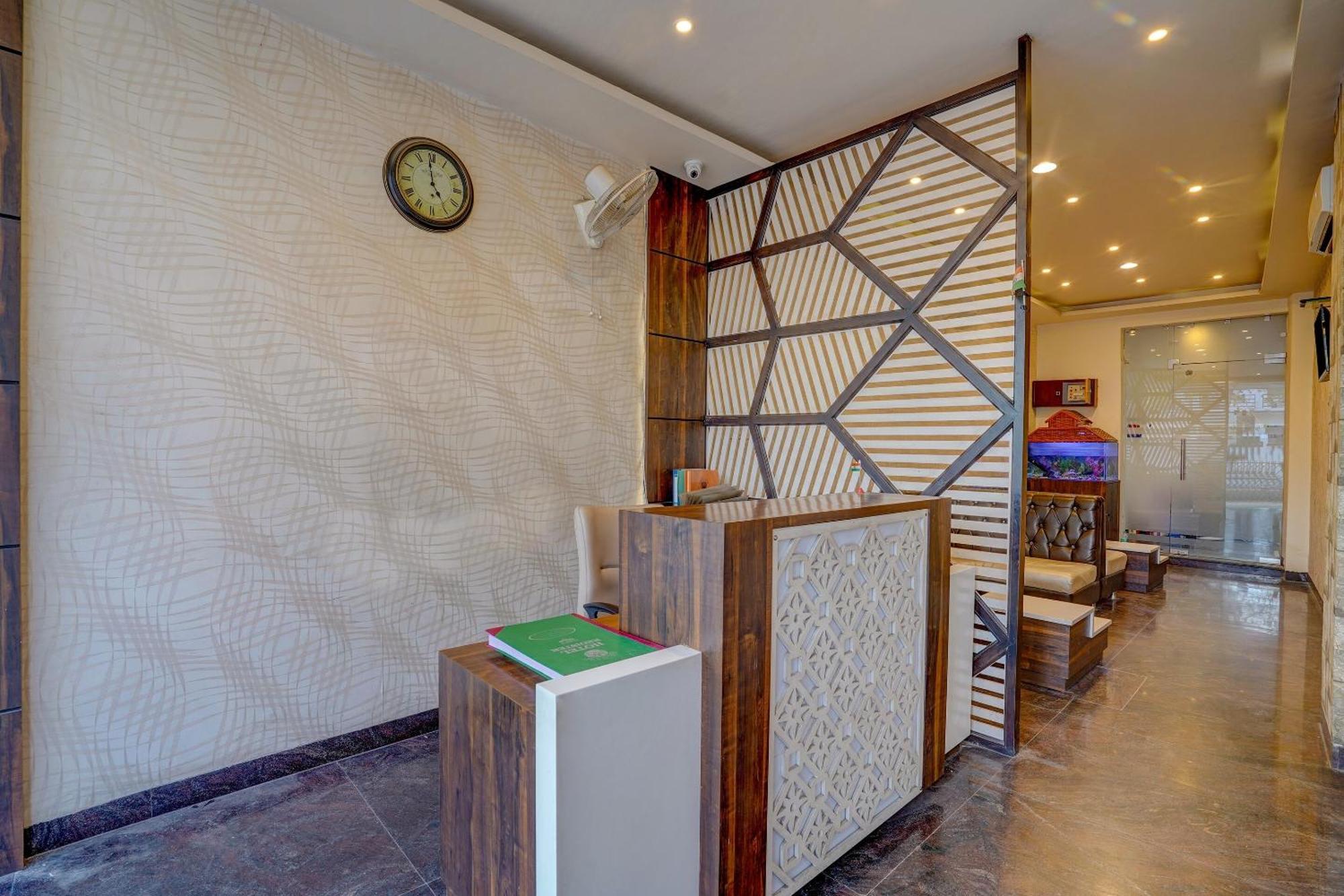 Super Hotel O Traveller Inn Lucknow Buitenkant foto