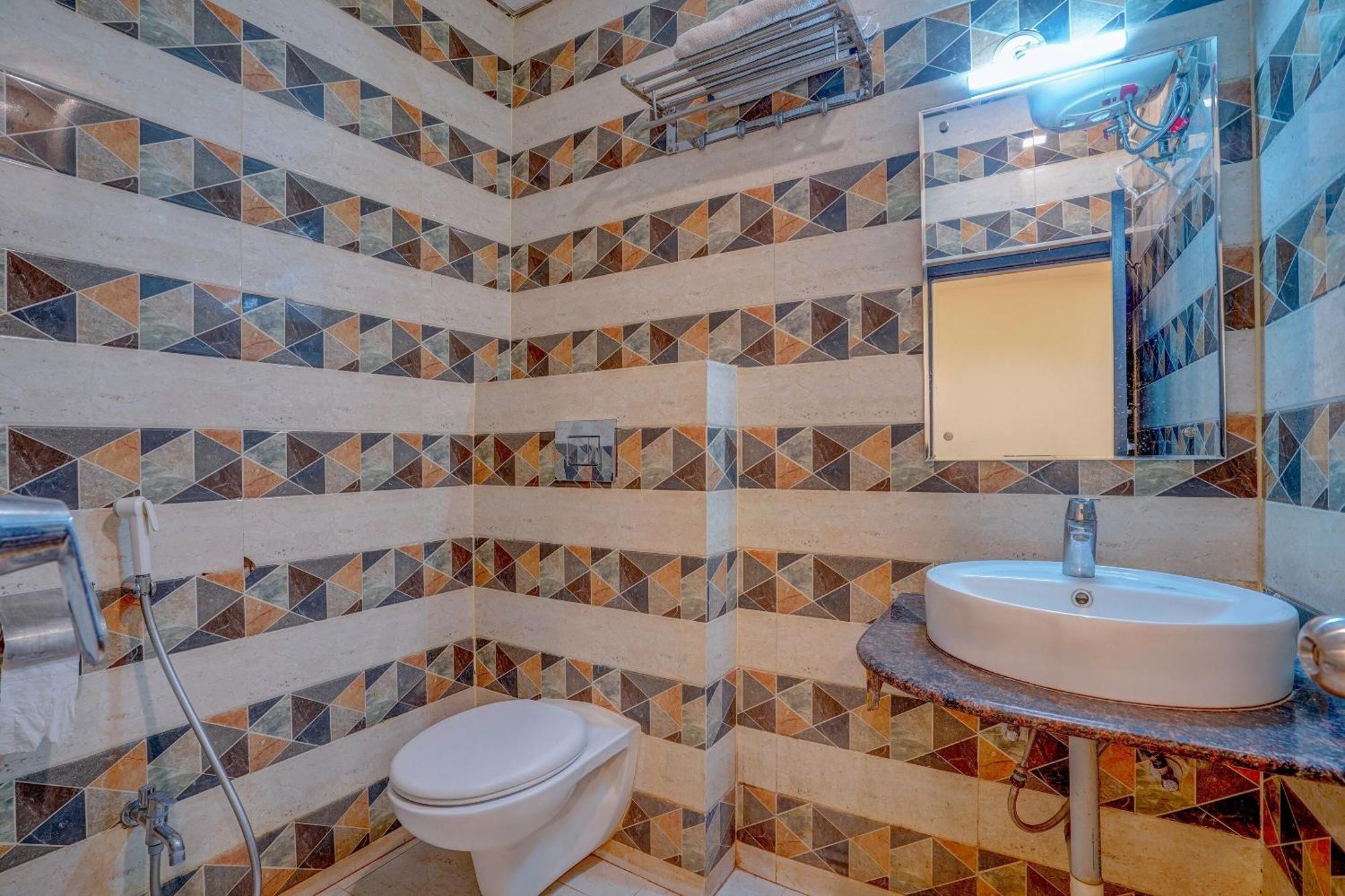 Super Hotel O Traveller Inn Lucknow Buitenkant foto